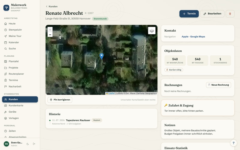Customer file with property data: floor area, façade, scaffolding