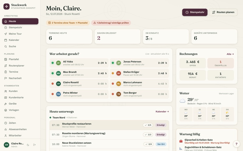 Dashboard: live board, invoices & maintenance warning